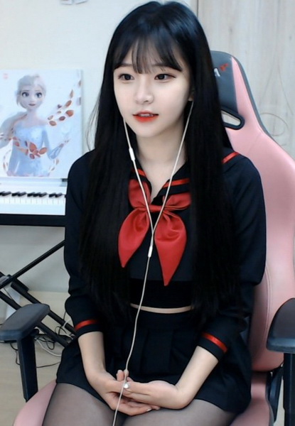 芭乐APP下载手机版lr葫芦娃榴莲芭乐丝瓜秋葵18绿巨人-第2张图片-太平洋在线下载